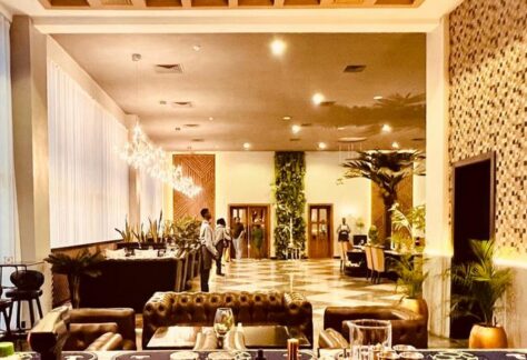 Cilantro Ikeja : Where we have Sip and Paint . NG